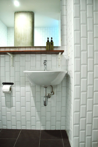 Bathroom 4, Bluemoon Hotel, Cha-Am