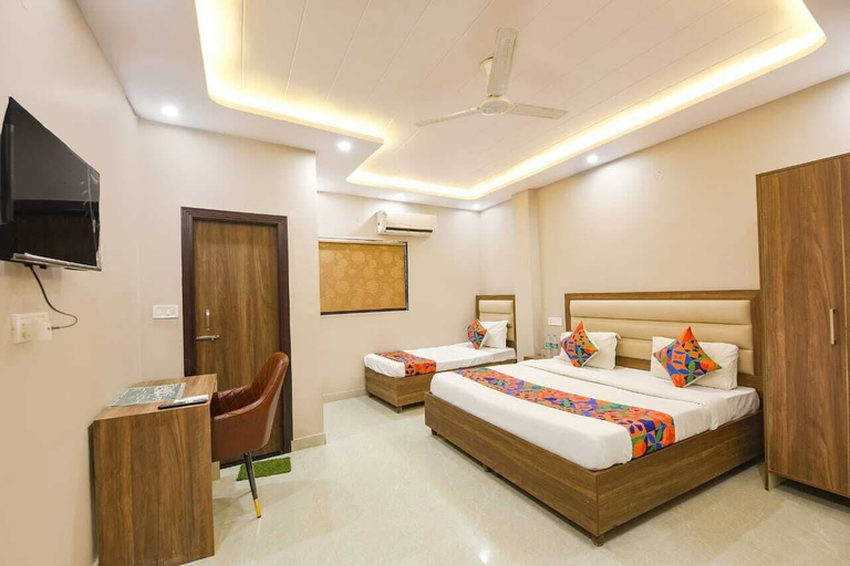 Room 3, Hotel Castle Meridian Dwarka, Delhi