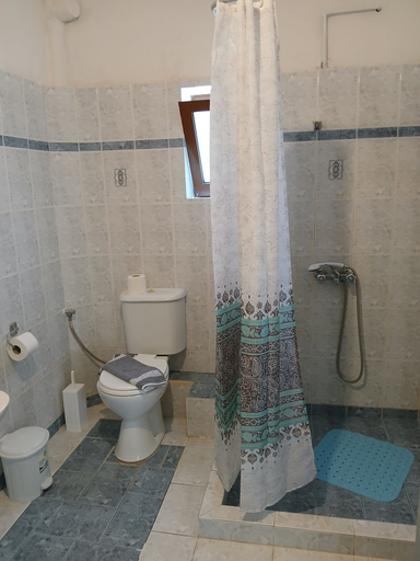 Bathroom 5, GOLDEN BEACH, Attica