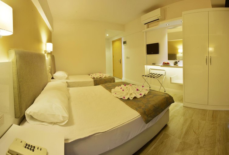 Bedroom 3, Maris Beach Otel, Marmaris