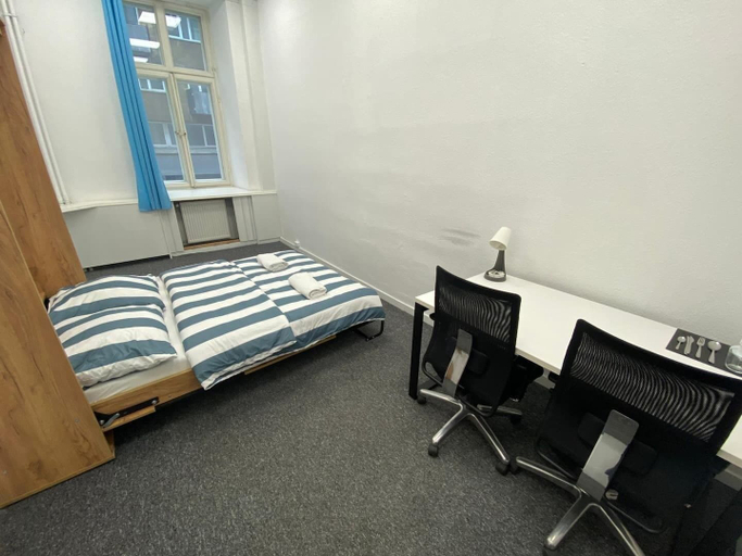Room 2, Fantastic Inn Warsaw - Górskiego, Warsaw