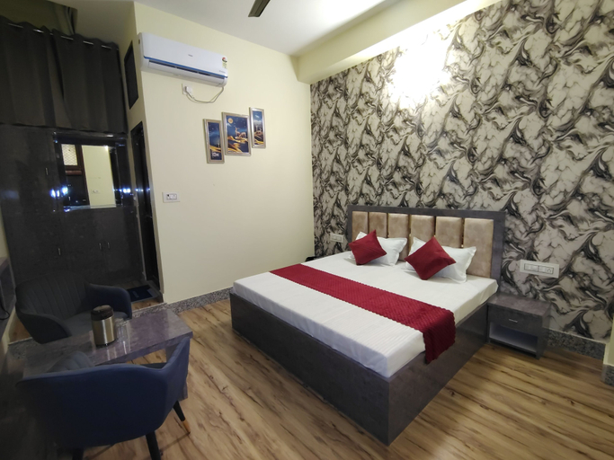 Room 4, Hotel Sunrise Inn Bikaner, Bikaner