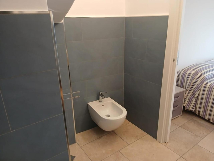Bathroom 3, B&B Civico 31, Salerno