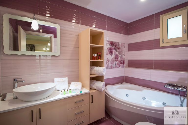 Bathroom 3, Pilots Villas Luxury Suites, Crete