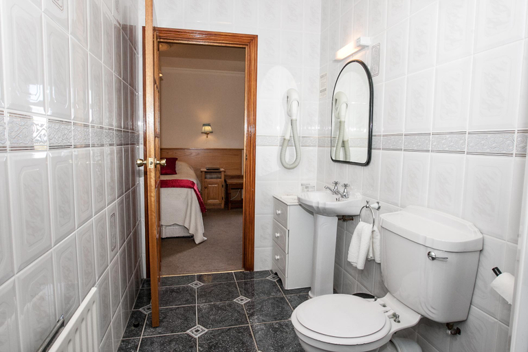 Bathroom 4, Ardmor Country House