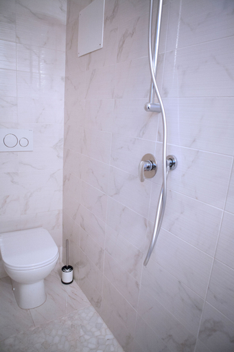 Bathroom 2, VILLAGIOVEROOMS, Prato