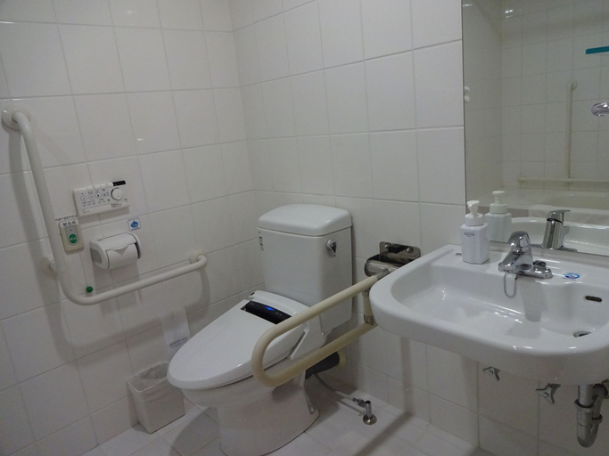 Bathroom 3, HOTEL MYSTAYS Fukuoka Tenjin, Fukuoka