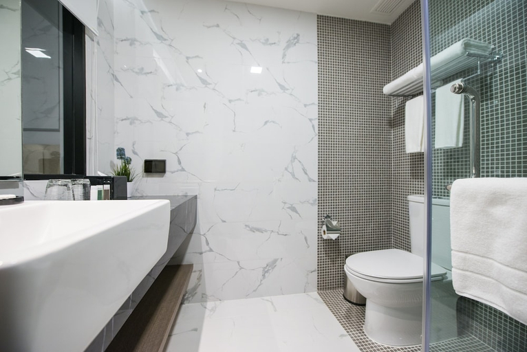 Bathroom 3, MAVEN BANGKOK HOTEL, Wattana