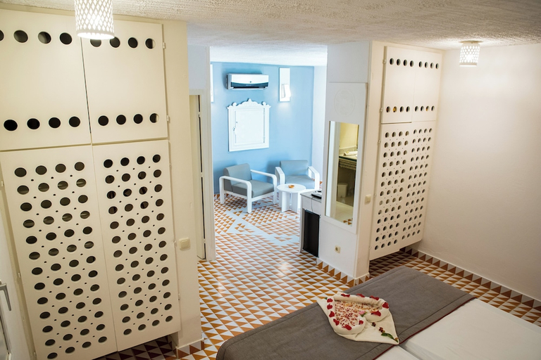 Bathroom 5, Shems Holiday Village & Aquapark, Monastir