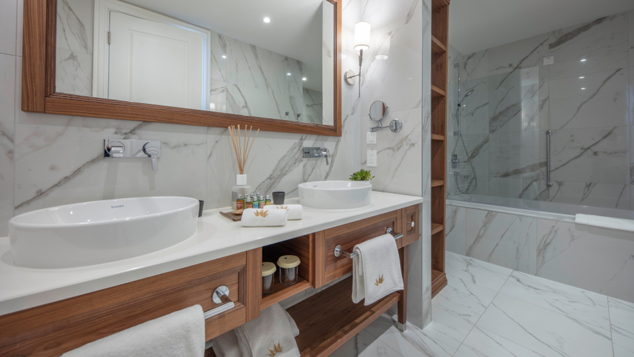 Bathroom 5, Royal Blue Hotel, Dubrovnik