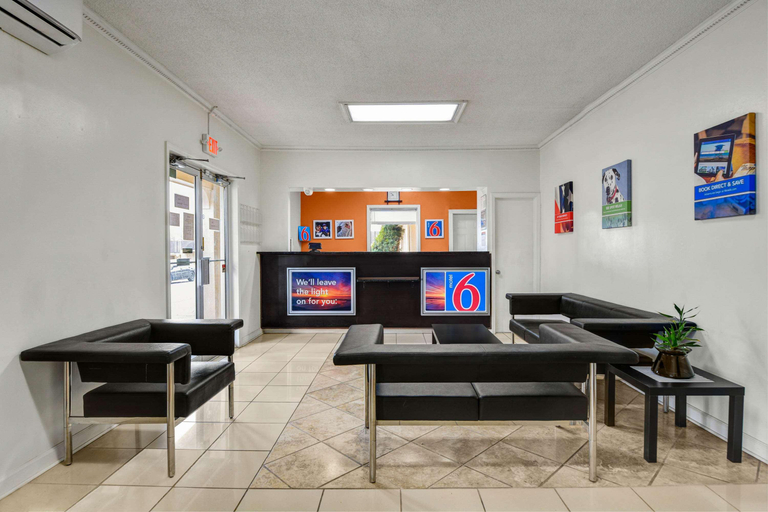 Public Area 4, Knights Inn Americus, Sumter