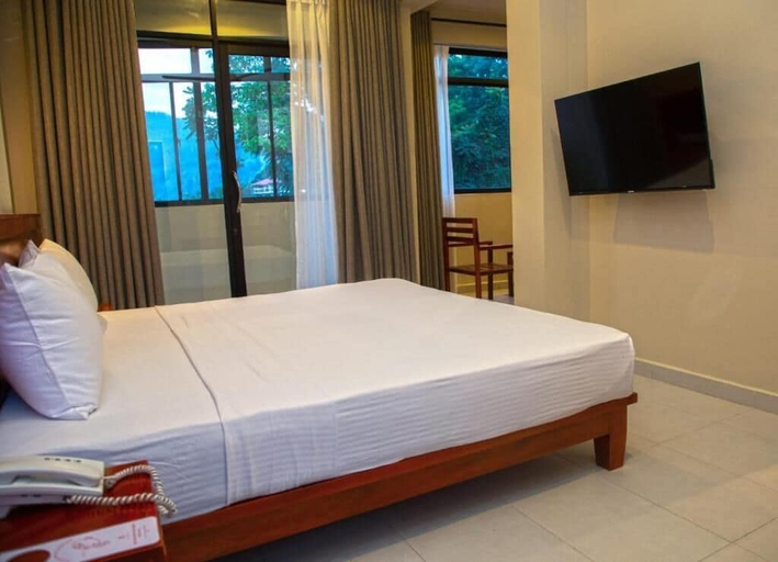 Bedroom 3, Oak Ray La Ella Breeze, Ella