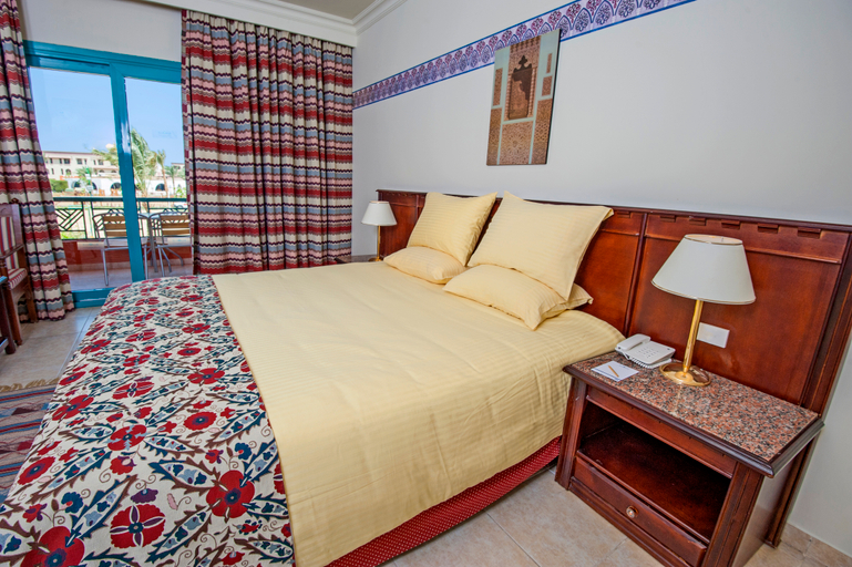 Bedroom 3, Sunrise Garden Beach Resort and Spa, Safaja