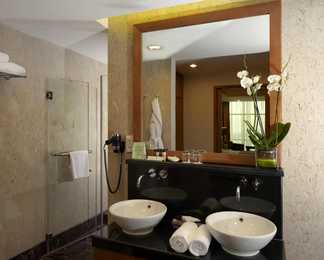 Bathroom 3, Fraser Suites Seef Bahrain, Manama