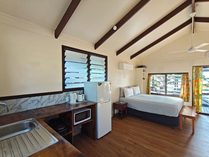 Living area 2, Sunset Bugalows, Aitutaki