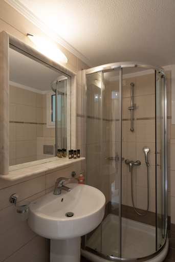 Bathroom 4, Sunshine, South Aegean