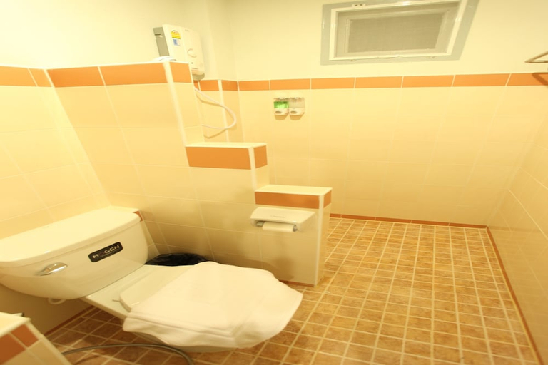 Bathroom 3, Rinlada House, Muang Chiang Rai