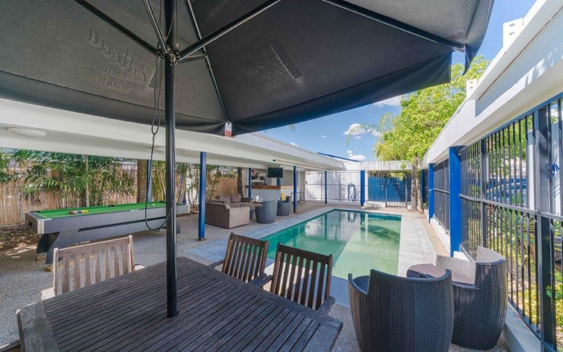 Food & Drinks, Cosmopolitan Motel & Serviced Apartments, Rockhampton