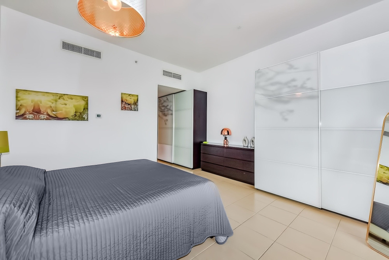Room 4, 1BR Apartment with Marina View at Sadaf, Dubai