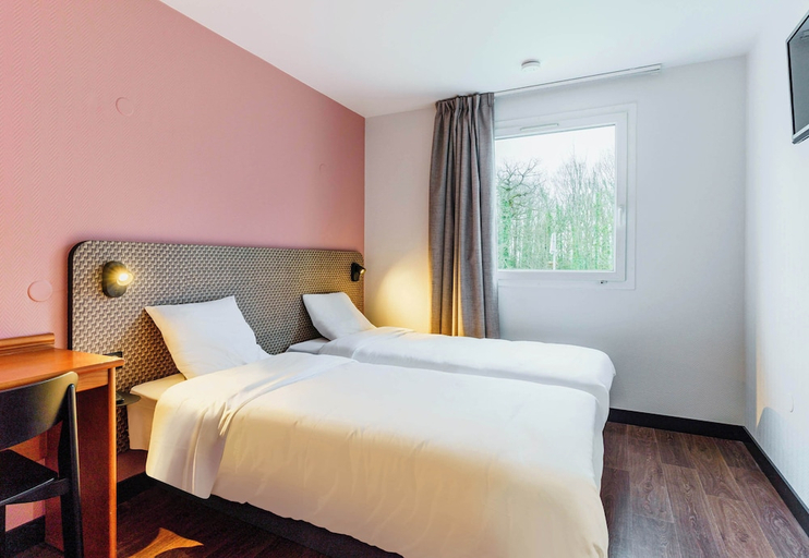 Bedroom 5, B&B HOTEL Amneville-les-Thermes, Moselle