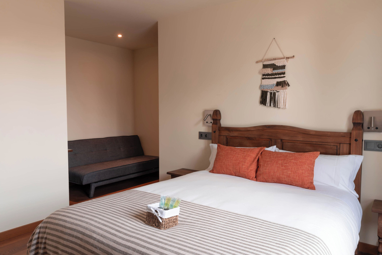 Bedroom 3, HOTEL POSADA LAS RETAJAS, Soria