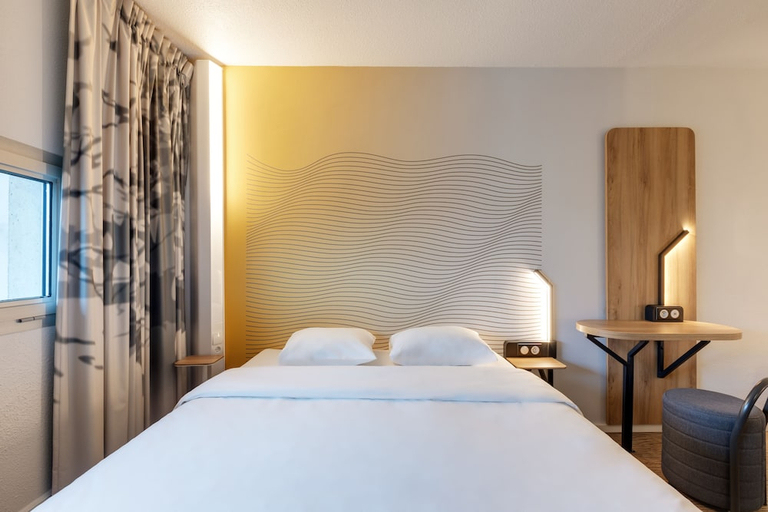 Bedroom 3, B&B Hotel Lille Centre Grand Palais, Nord