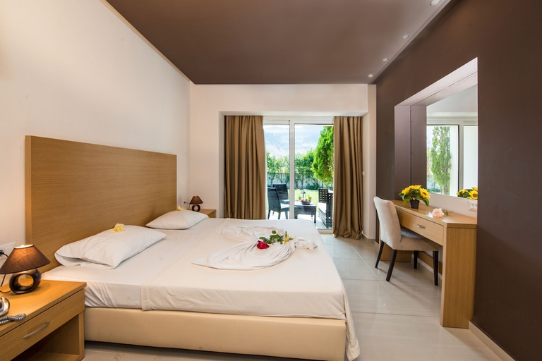 Bedroom 3, Anavadia Hotel, South Aegean
