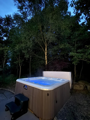 Others 2, Bluebell Cottage - with hottub, Newry, Mourne and Down