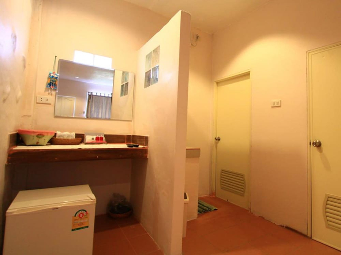 Bathroom, Baanrai Areeya, Suan Phung
