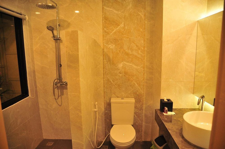 Bathroom 3, Sunmarina Hotel Cha Am, Cha-Am