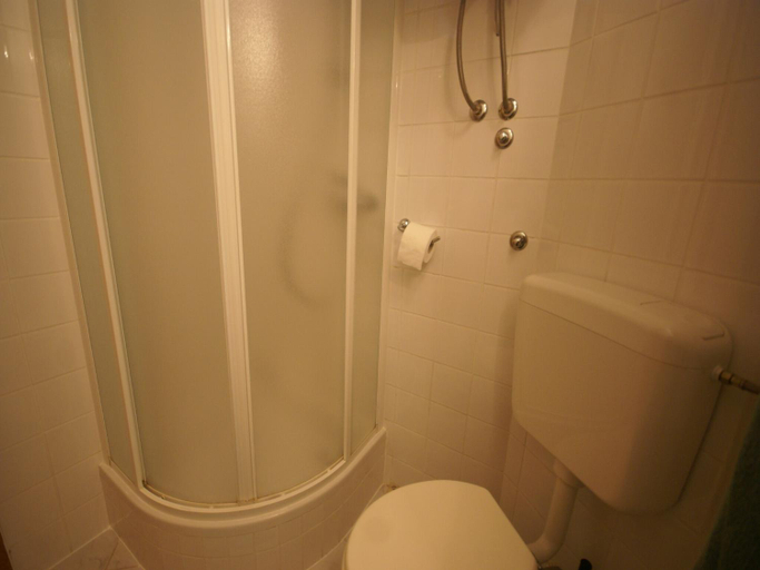 Bathroom 3, Coastal apartment in Vis near sea, Vis
