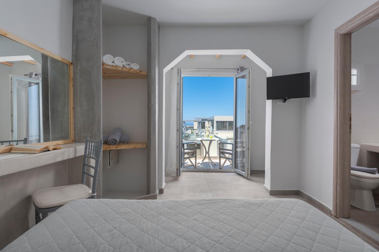 Others 5, Gizis Cliffside Suites, South Aegean