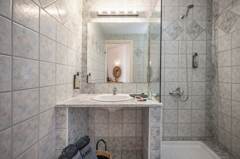 Bathroom, Cretan Seaside Boutique Hotel, Crete
