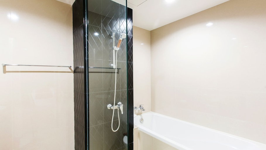 Bathroom 4, B2 Sriracha Premier Hotel, Si Racha