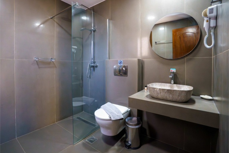 Bathroom 4, Almyrida Village & Waterpark Hotel, Crete