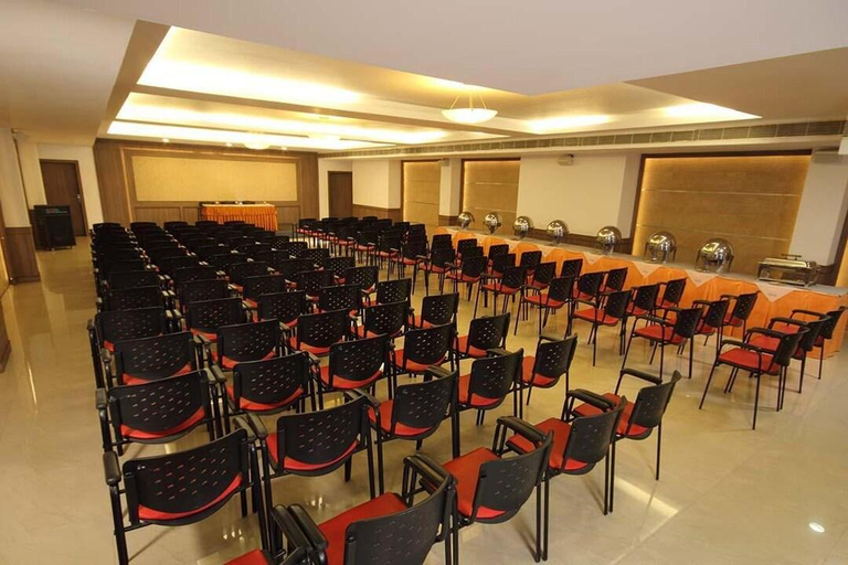 Business Facilities, Hotel CLOUD 9, Ernakulam