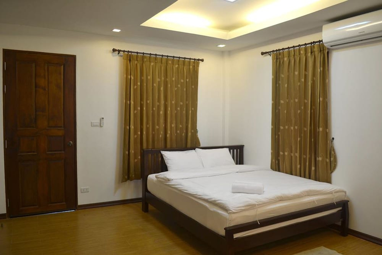 Bedroom 2, Toffee House Resort, Muang Nakhon Nayok
