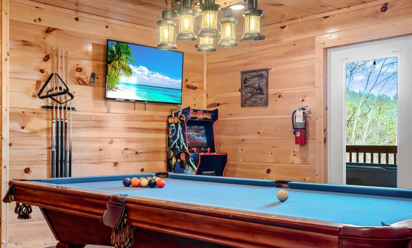 Game room 3, The Lookout Pair, Sevier