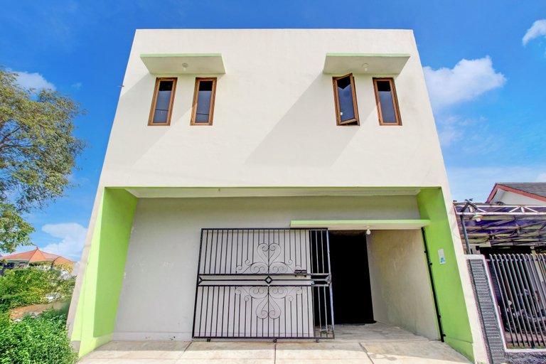 Exterior 4, Hotel O Mirza Guesthouse Syariah, Sleman