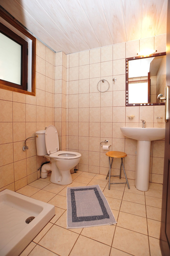 Bathroom 3, Kavoussi Resort, Crete