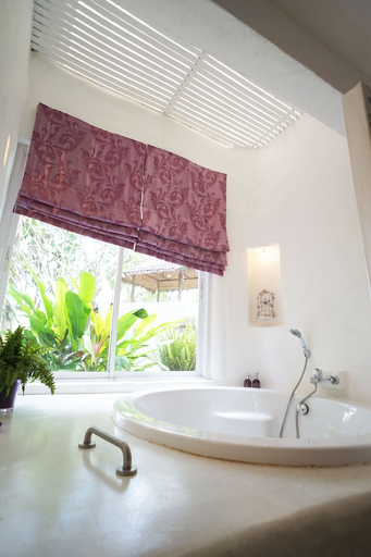 Bathroom 3, Baan Aom Kod Kun Kao, Suan Phung