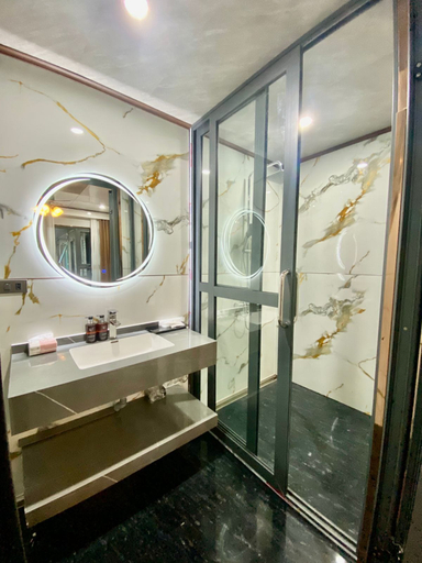 Bathroom 5, Champa Phan Boutique Hotel, Vientiane
