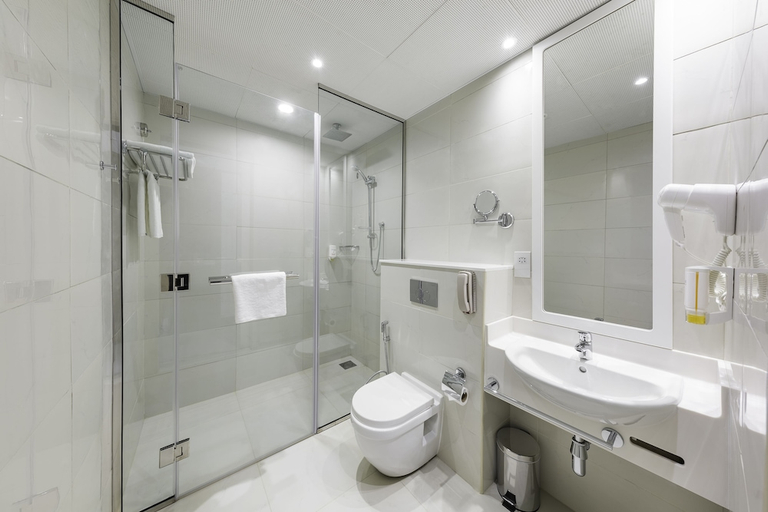 Bathroom 5, Citymax Hotel Al Barsha, Dubai