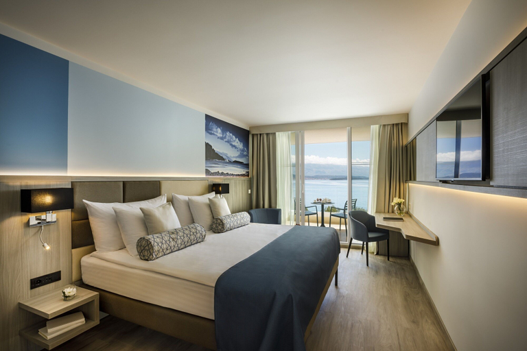 Bedroom 3, Valamar Carolina Hotel, Lopar/Supetarska Draga