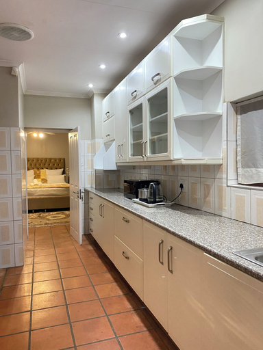 Private kitchen 2, Kloofyard Guesthouse, City of Tshwane