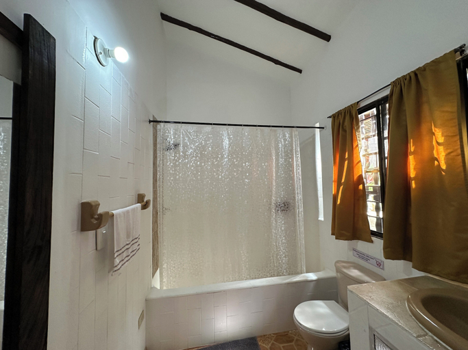 Bathroom 3, La Villa The View, Santiago de Cali