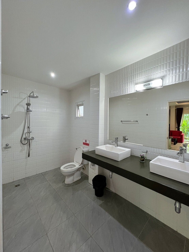 Bathroom 3, The Serenity Resort, Sattahip