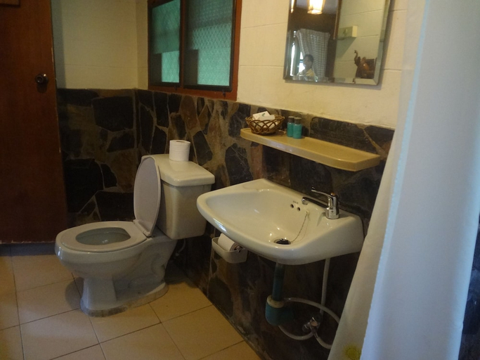 Bathroom 3, Fern Resort, Muang Mae Hong Son