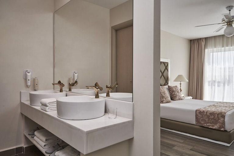 Bathroom 4, Sandy Villas Resort, Ionian Islands