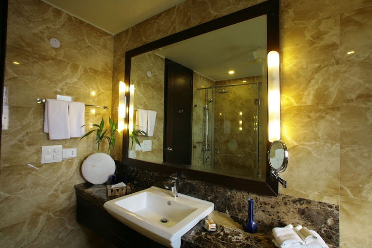 Bathroom 2, juSTa Gurgaon, Delhi